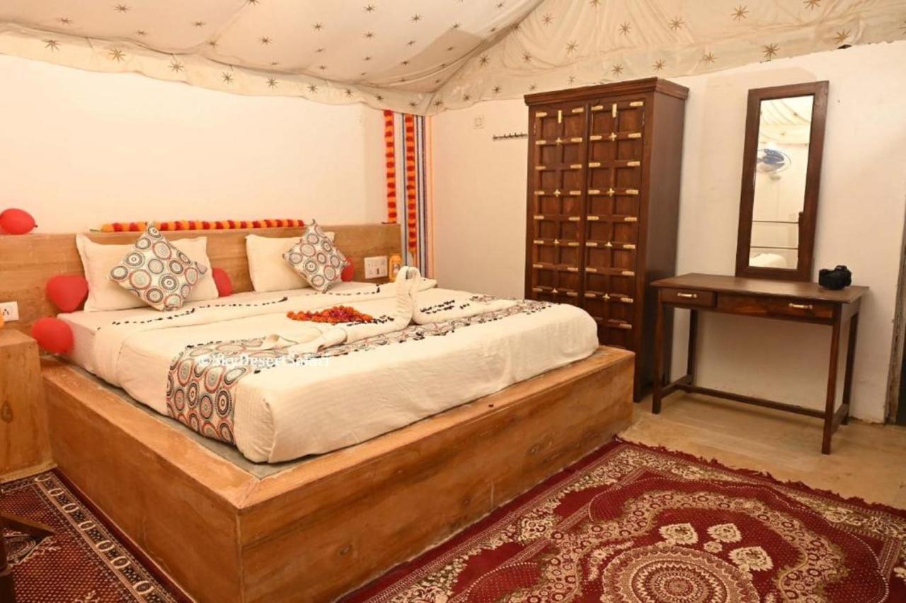 Ozaki Desert Camp & Resort Jaisalmer Exteriör bild