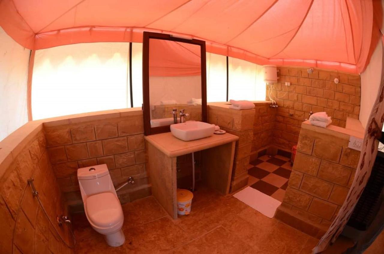 Ozaki Desert Camp & Resort Jaisalmer Exteriör bild
