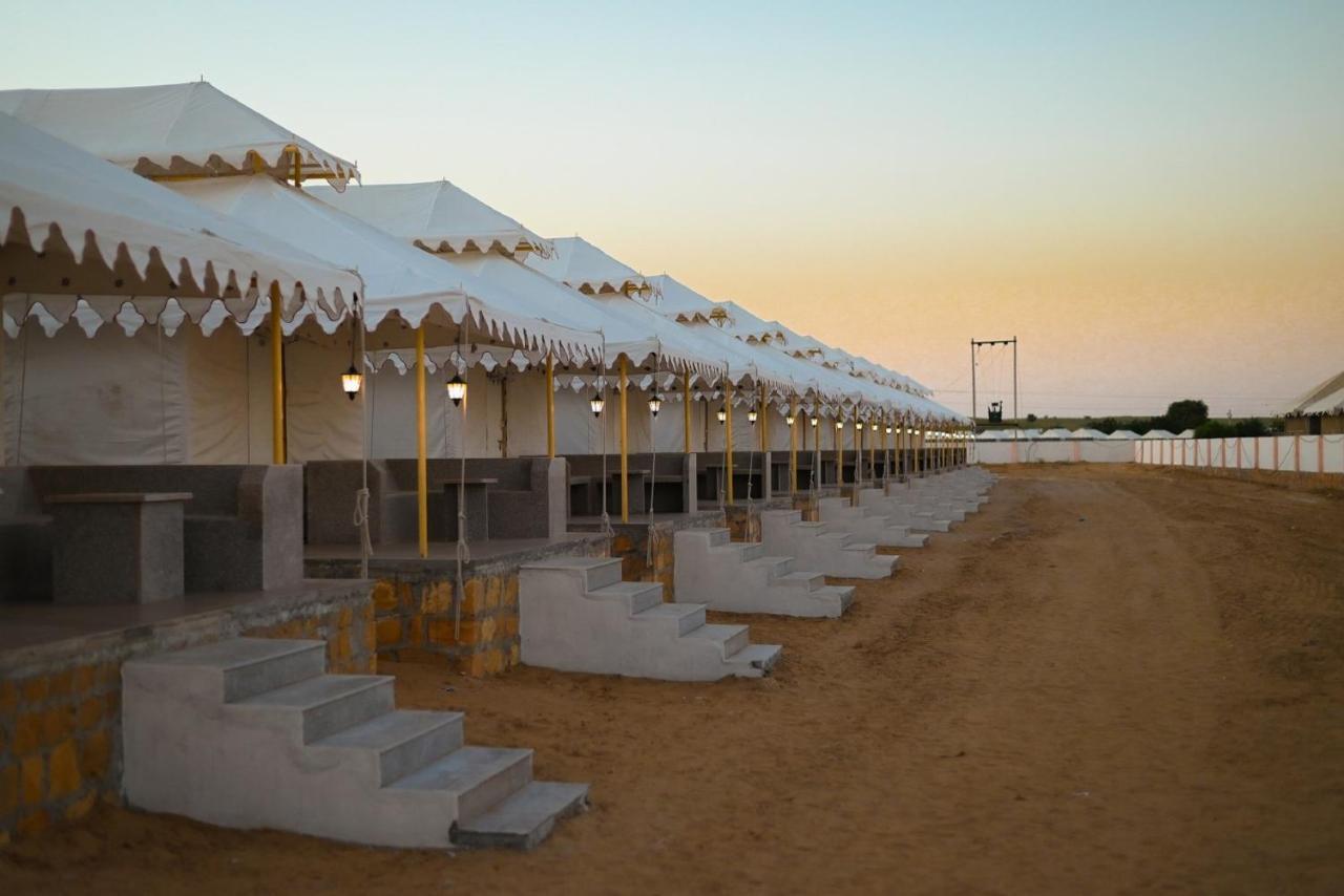 Ozaki Desert Camp & Resort Jaisalmer Exteriör bild