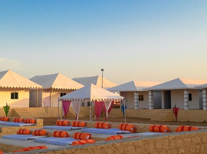 Ozaki Desert Camp & Resort Jaisalmer Exteriör bild